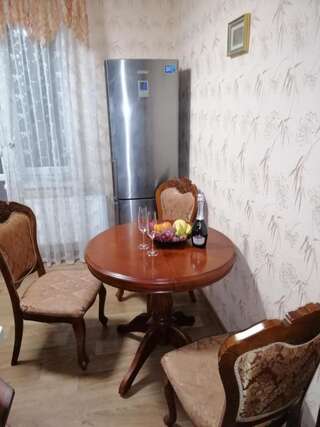 Апартаменты Подолье Зодчих 5 Винница Улучшенный четырехместный номер-22